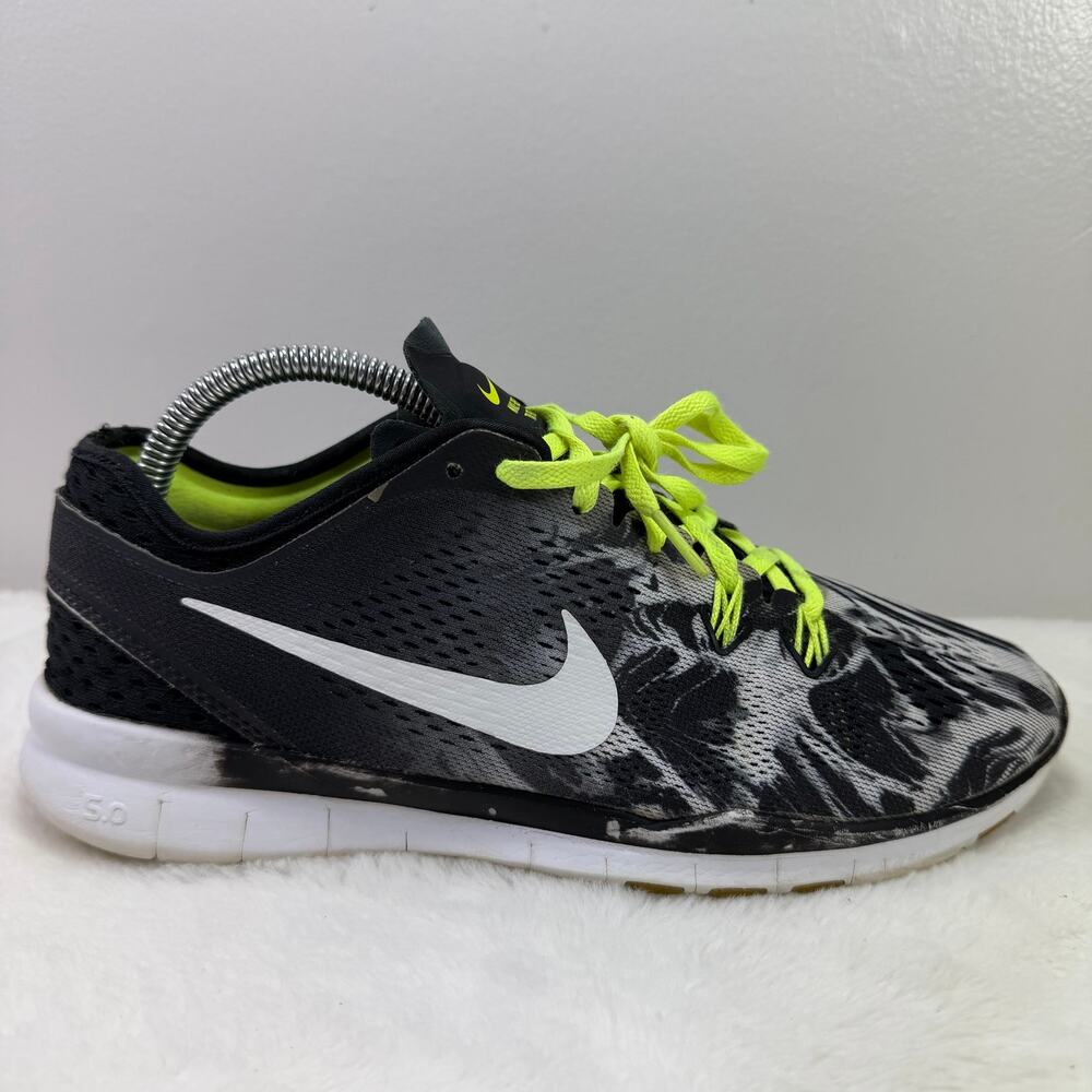 Nike Women’s Free 5.0 TR Fit 5 Black/Green Running Sneakers – US 9